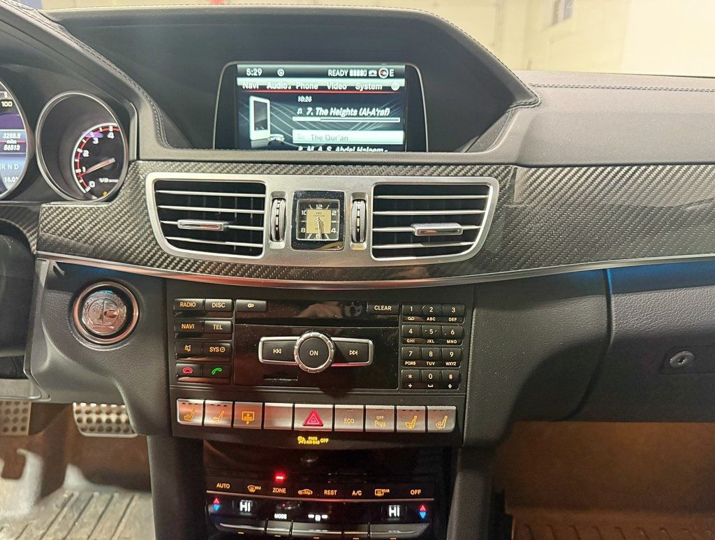 2014 Mercedes-Benz E-Class 4dr Sedan E 63 AMG S-Model 4MATIC - 22951941 - 18