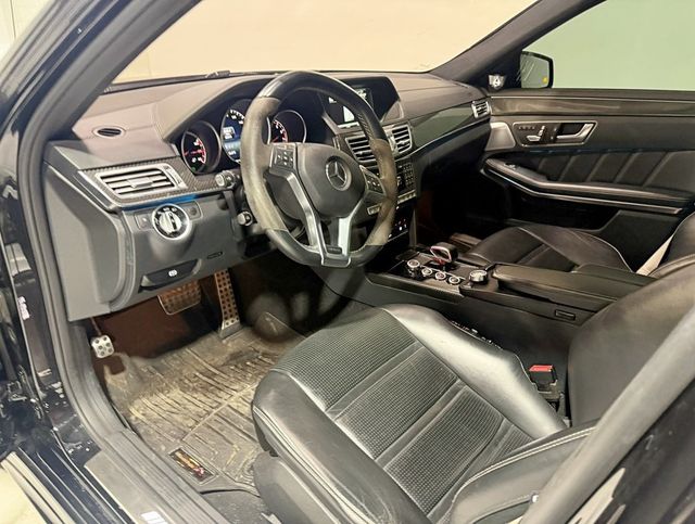 2014 Mercedes-Benz E-Class 4dr Sedan E 63 AMG S-Model 4MATIC - 22951941 - 32