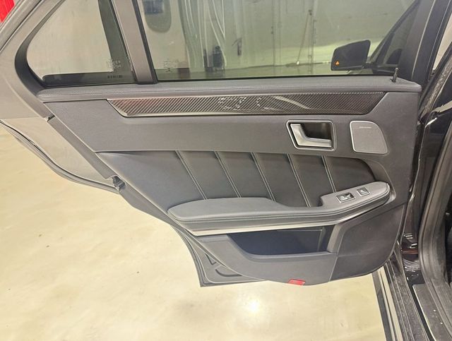 2014 Mercedes-Benz E-Class 4dr Sedan E 63 AMG S-Model 4MATIC - 22951941 - 42