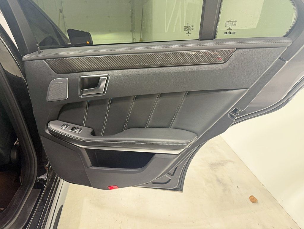 2014 Mercedes-Benz E-Class 4dr Sedan E 63 AMG S-Model 4MATIC - 22951941 - 44