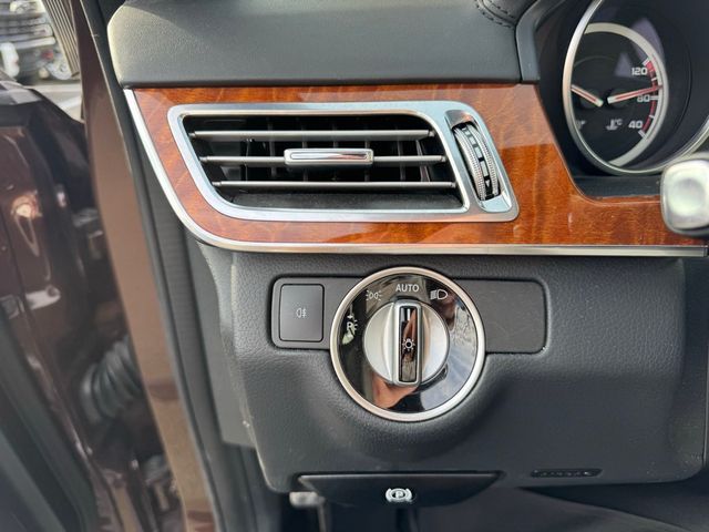 2014 Mercedes-Benz E-Class 4dr Sedan E 63 AMG S-Model 4MATIC - 22943955 - 10