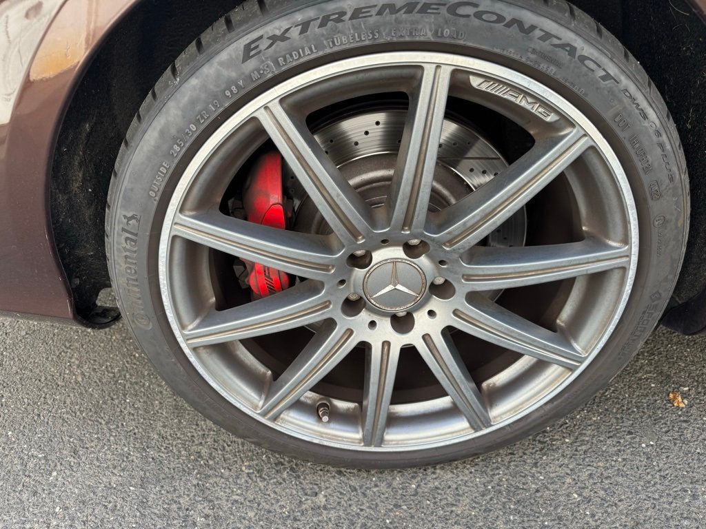 2014 Mercedes-Benz E-Class 4dr Sedan E 63 AMG S-Model 4MATIC - 22943955 - 17