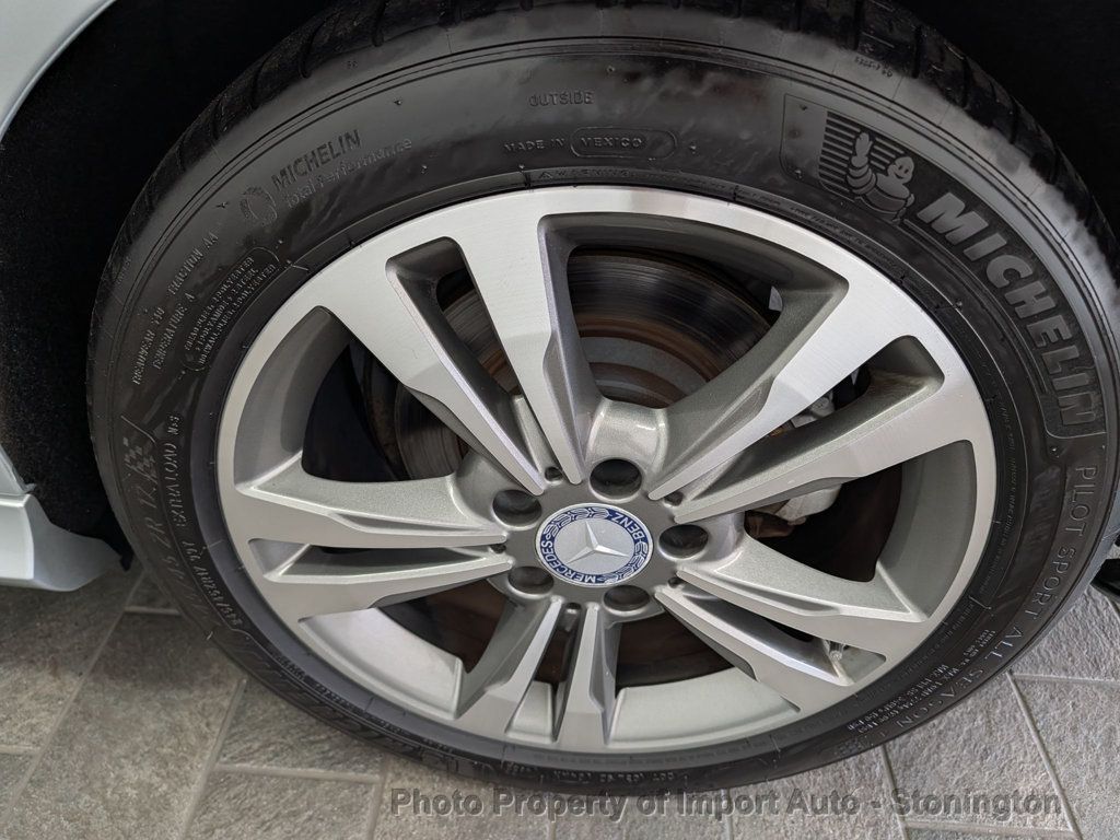 2014 Mercedes Benz E Wagon 350 Sport 4MATIC Sedan photo 15
