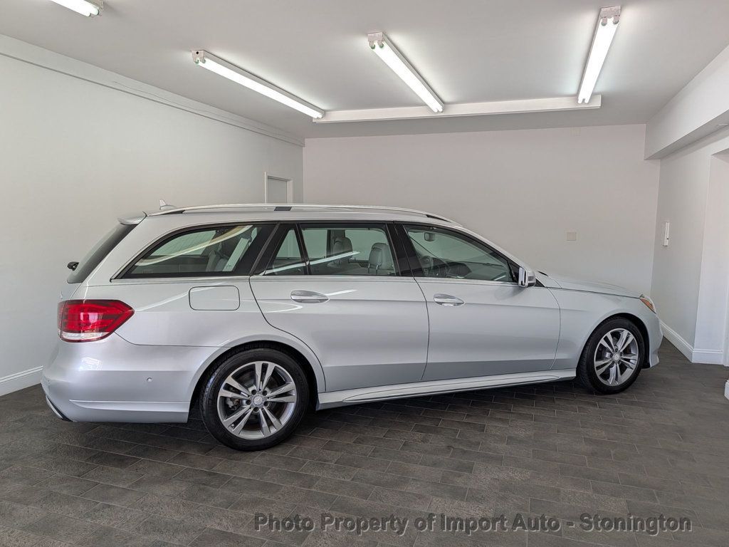 2014 Mercedes Benz E Wagon 350 Sport 4MATIC Sedan photo 17