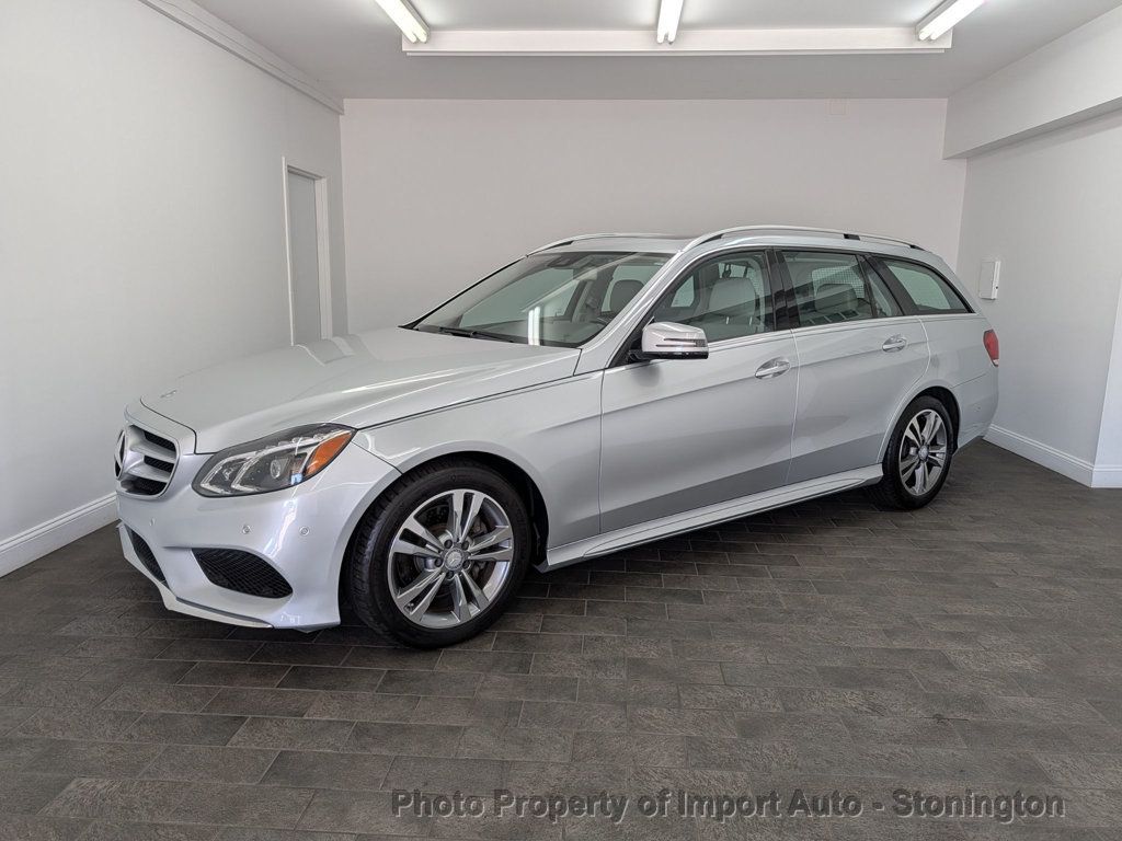 2014 Mercedes Benz E Wagon 350 Sport 4MATIC Sedan photo 4