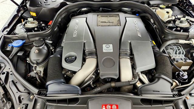 2014 Mercedes-Benz E-Class 4dr Wagon E 63 AMG 4MATIC - 23102255 - 30