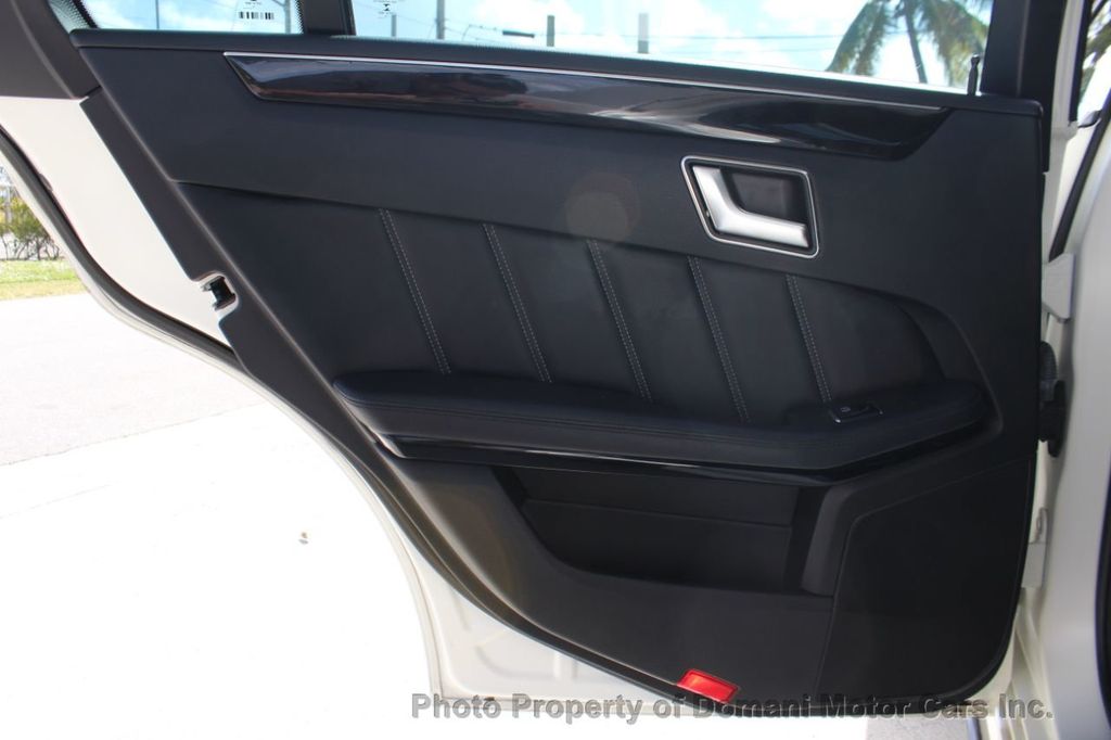 2014 Mercedes Benz E photo 11