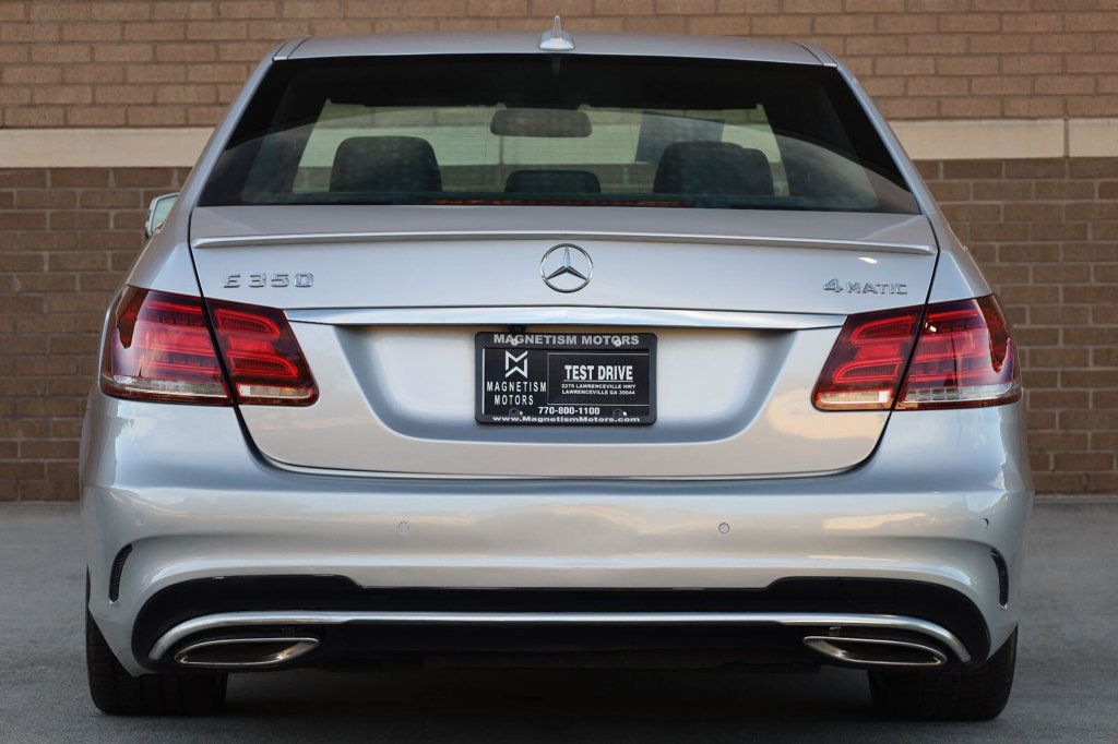 Mercedes-Benz E-Class photo 10