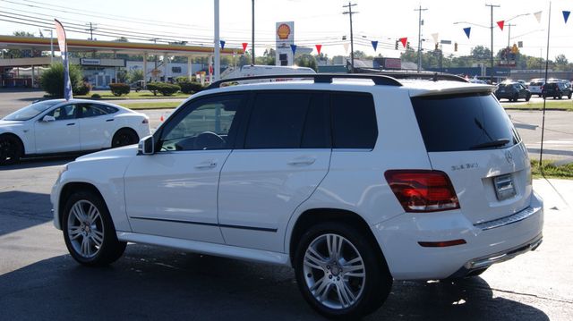 2014 Mercedes-Benz GLK 4 NEW TIRES , JUST SERVICED , VERY CLEAN INSIDE AND OUT  - 22927119 - 9