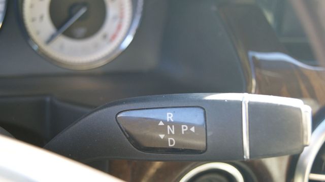 2014 Mercedes-Benz GLK 4 NEW TIRES , JUST SERVICED , VERY CLEAN INSIDE AND OUT  - 22927119 - 17