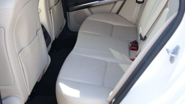 2014 Mercedes-Benz GLK 4 NEW TIRES , JUST SERVICED , VERY CLEAN INSIDE AND OUT  - 22927119 - 31