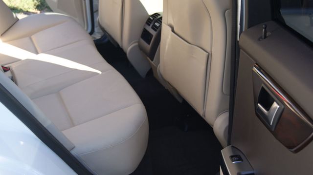 2014 Mercedes-Benz GLK 4 NEW TIRES , JUST SERVICED , VERY CLEAN INSIDE AND OUT  - 22927119 - 35