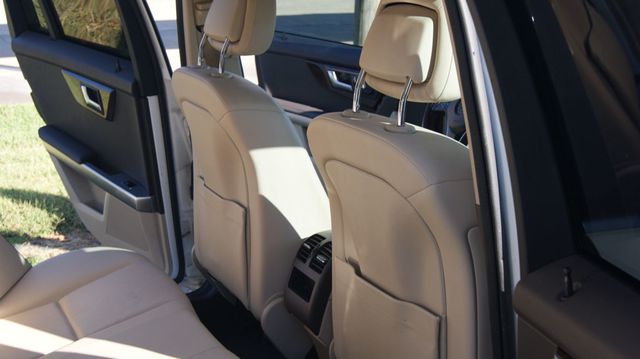 2014 Mercedes-Benz GLK 4 NEW TIRES , JUST SERVICED , VERY CLEAN INSIDE AND OUT  - 22927119 - 37