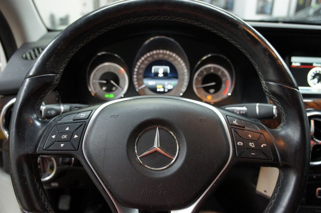 2014 Mercedes-Benz GLK Great Shape! Well Serviced! - 21266097 - 26