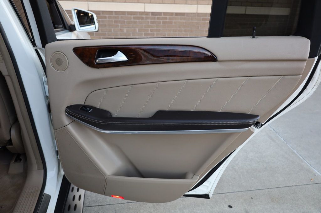 2014 Mercedes Benz GL 450 photo 24