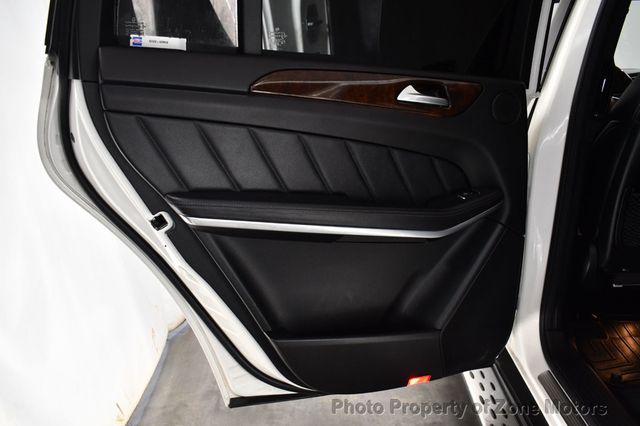 2014 Mercedes-Benz GL-Class 4MATIC 4dr GL 550 - 23102071 - 22
