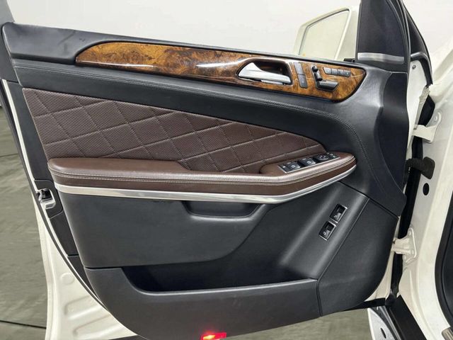 2014 Mercedes-Benz GL-Class 4MATIC 4dr GL 550 - 22966021 - 11