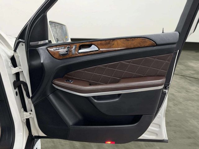 2014 Mercedes-Benz GL-Class 4MATIC 4dr GL 550 - 22966021 - 31