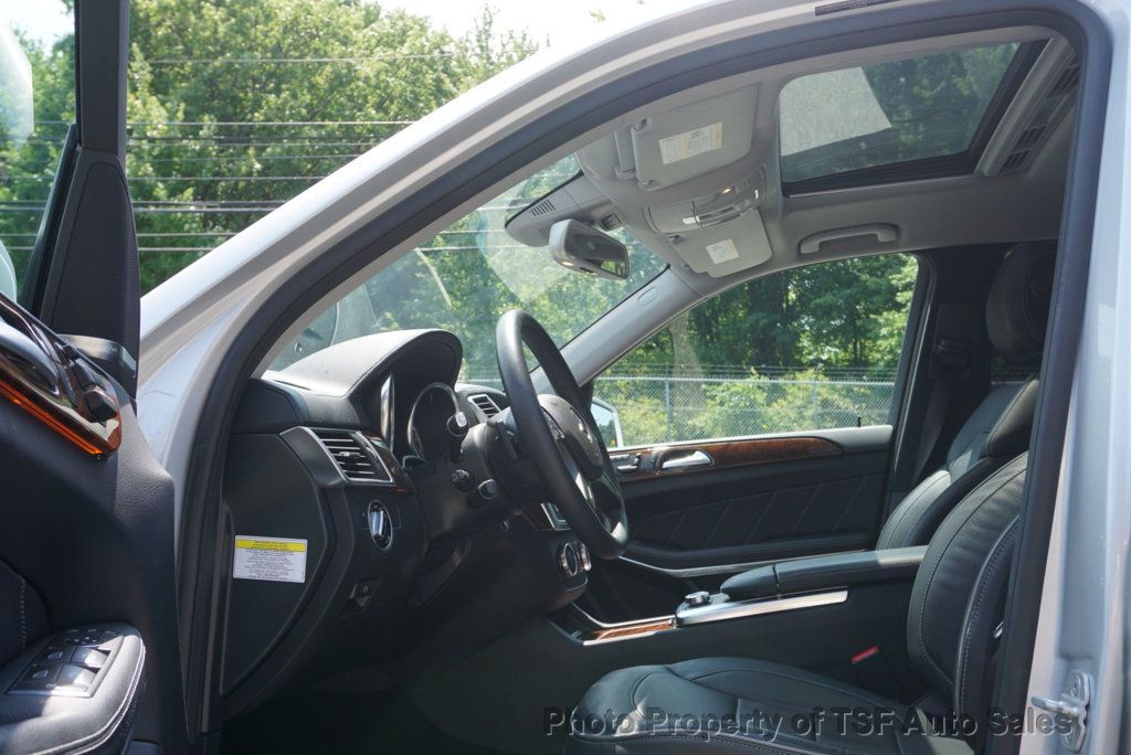 2014 Mercedes-Benz GL-Class 4MATIC 4dr GL 550 - 23040102 - 9