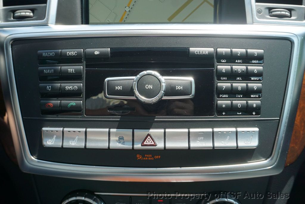 2014 Mercedes-Benz GL-Class 4MATIC 4dr GL 550 - 23040102 - 22
