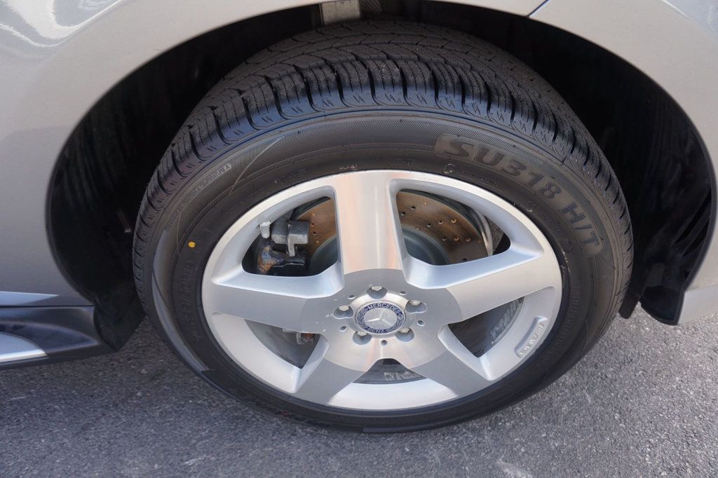 2014 Mercedes Benz ML photo 16