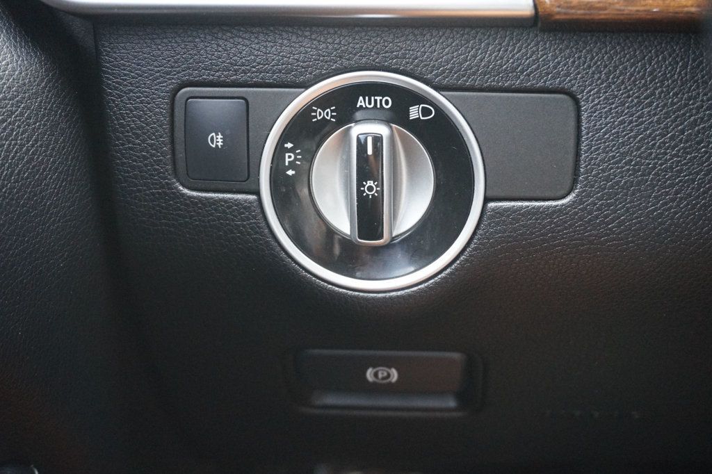 2014 Mercedes Benz ML photo 24