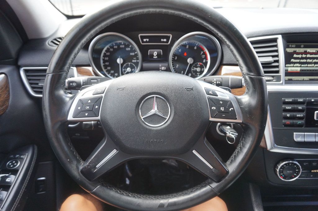 2014 Mercedes Benz ML photo 25