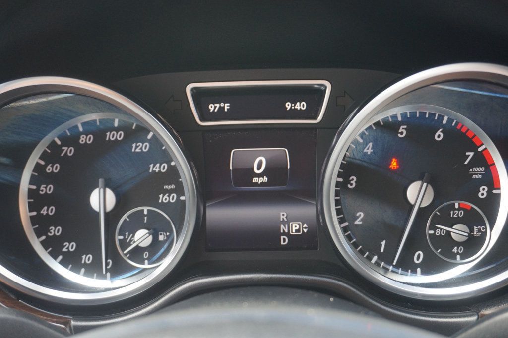 2014 Mercedes Benz ML photo 26