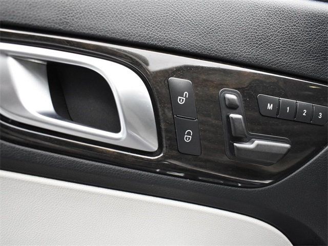 2014 Mercedes Benz SLK 250 photo 4