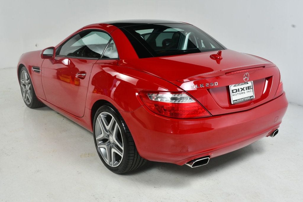 2014 Mercedes Benz SLK 250 photo 15