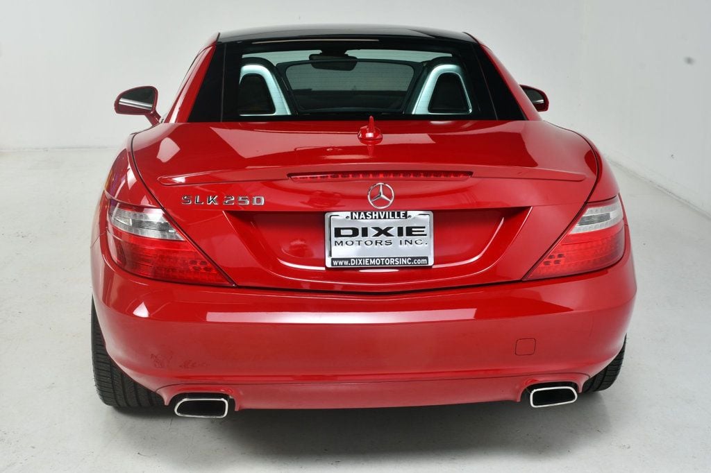 2014 Mercedes Benz SLK 250 photo 23