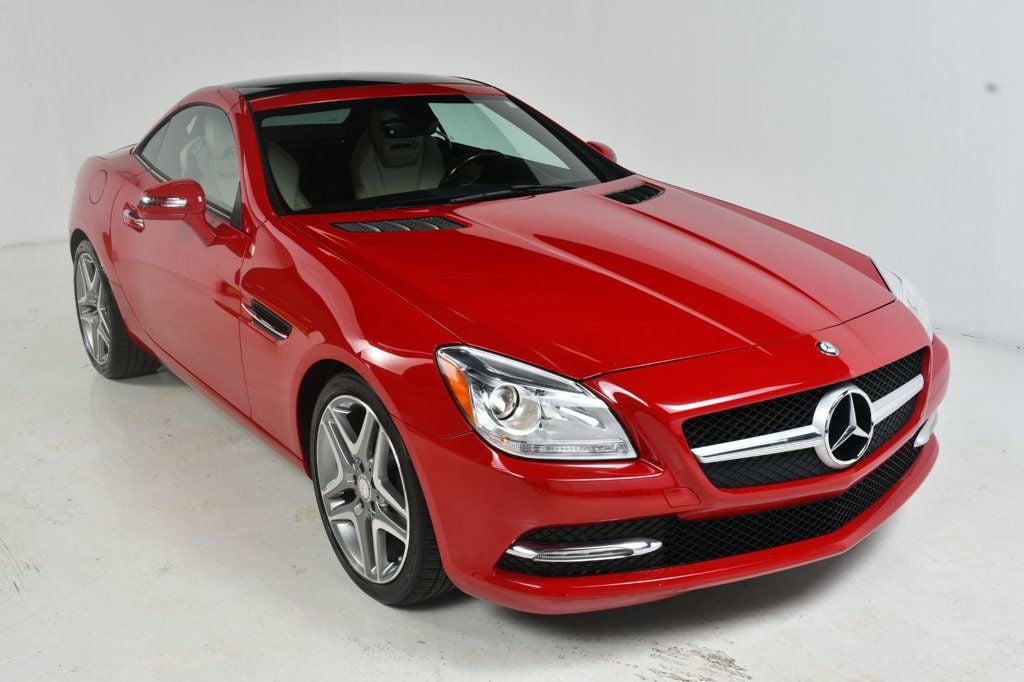 2014 Mercedes Benz SLK 250 photo 3