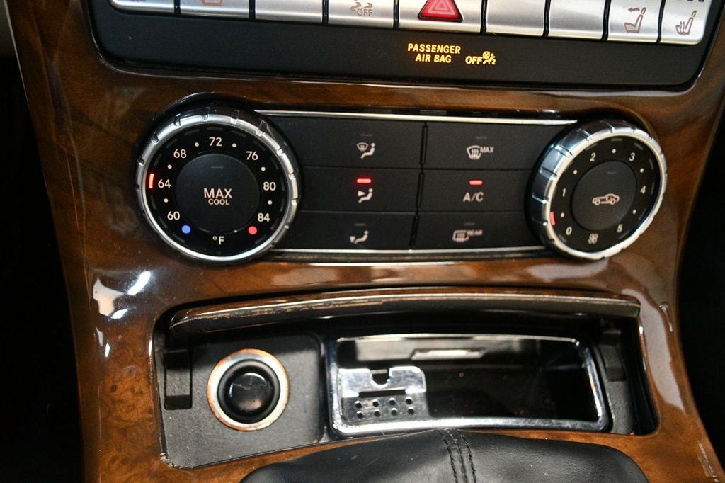 2014 Mercedes Benz SLK 250 photo 54