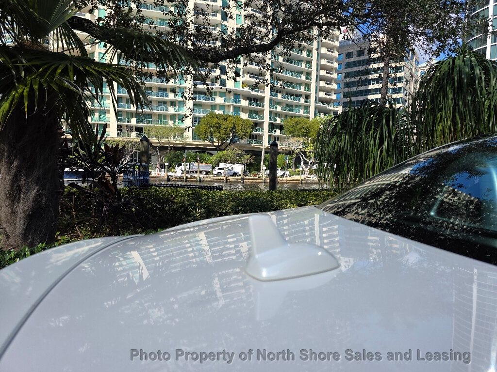 2014 Mercedes-Benz SLK Convertible - 22960711 - 17