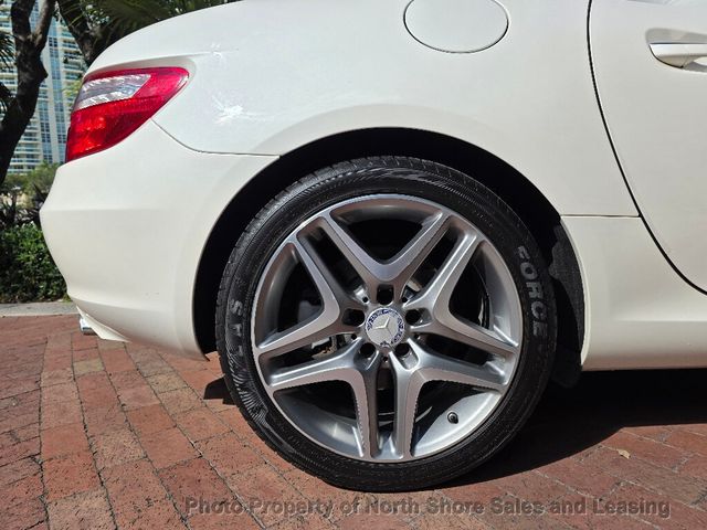 2014 Mercedes-Benz SLK Convertible - 22960711 - 18