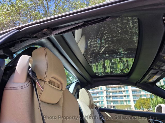 2014 Mercedes-Benz SLK Convertible - 22960711 - 24