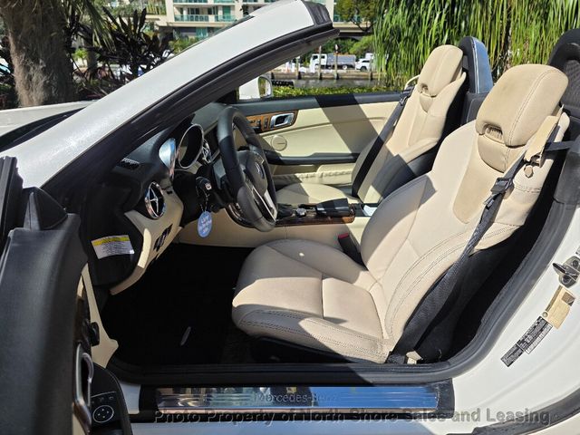 2014 Mercedes-Benz SLK Convertible - 22960711 - 35