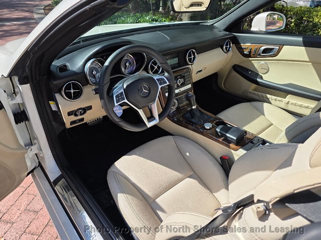 2014 Mercedes-Benz SLK Convertible - 22960711 - 36
