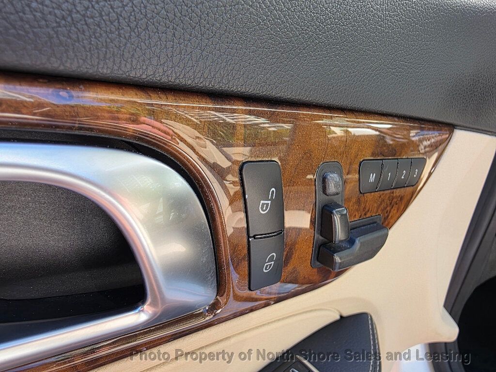 2014 Mercedes-Benz SLK Convertible - 22960711 - 38