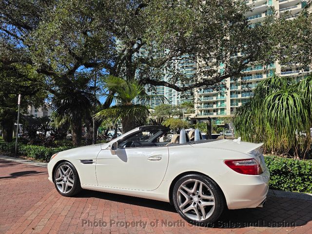 2014 Mercedes-Benz SLK Convertible - 22960711 - 6