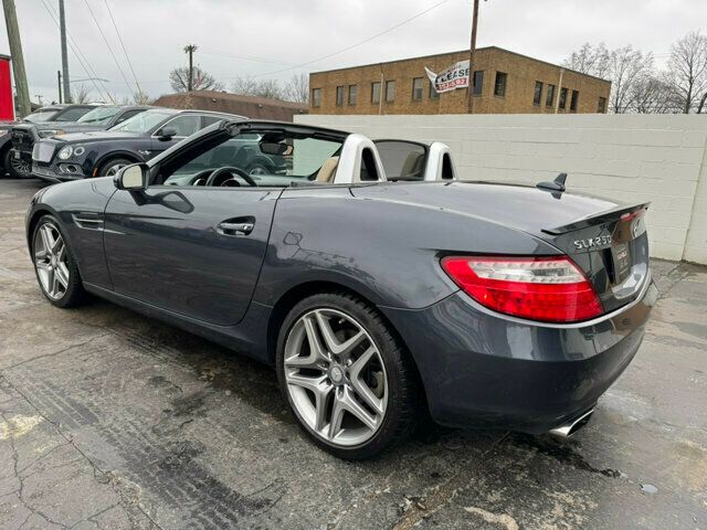 2014 Mercedes-Benz SLK LocalTrade/RARE 6-SPEEDMANUAL/HeatedLeatherSeats - 22750576 - 2