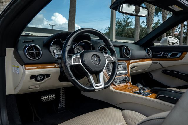 2014 Mercedes-Benz SL-Class 2dr Roadster SL 550 - 23007822 - 15