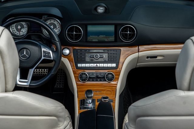 2014 Mercedes-Benz SL-Class 2dr Roadster SL 550 - 23007822 - 18