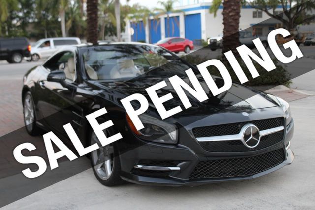 2014 Mercedes-Benz SL-Class ORIGINAL WINDOW STICKER OF $ 117,125 , TWO OWNER EXAMPLE  - 20599070 - 0