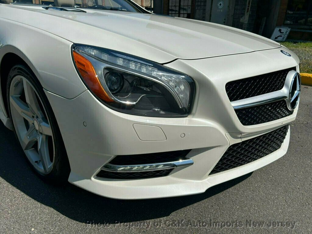 2014 Mercedes Benz SL 550 photo 19