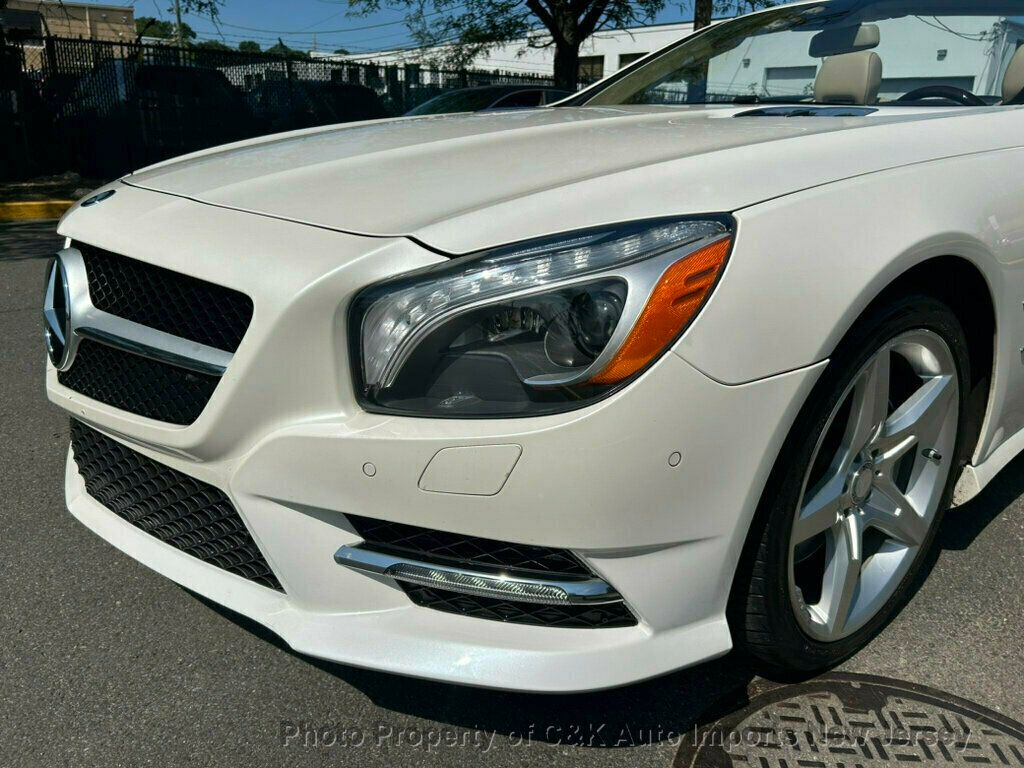 2014 Mercedes Benz SL 550 photo 20