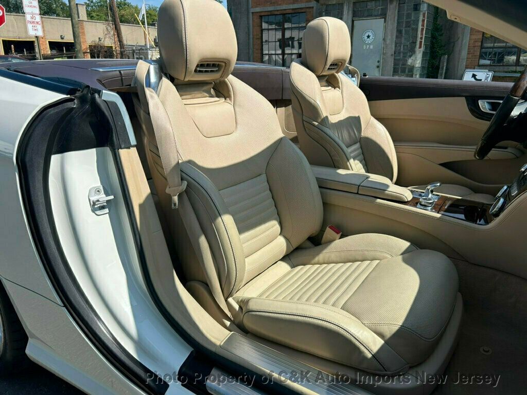 2014 Mercedes Benz SL 550 photo 29
