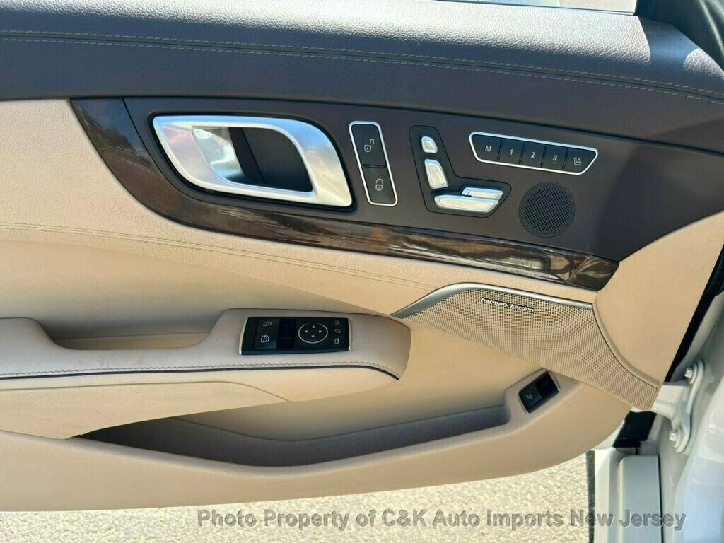 2014 Mercedes Benz SL 550 photo 48