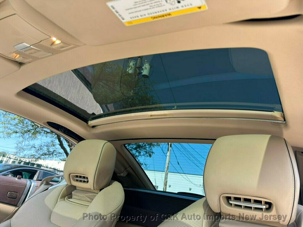 2014 Mercedes Benz SL 550 photo 57