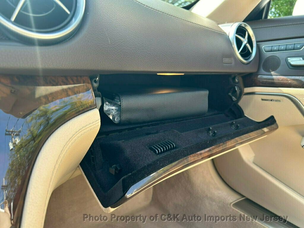 2014 Mercedes Benz SL 550 photo 58